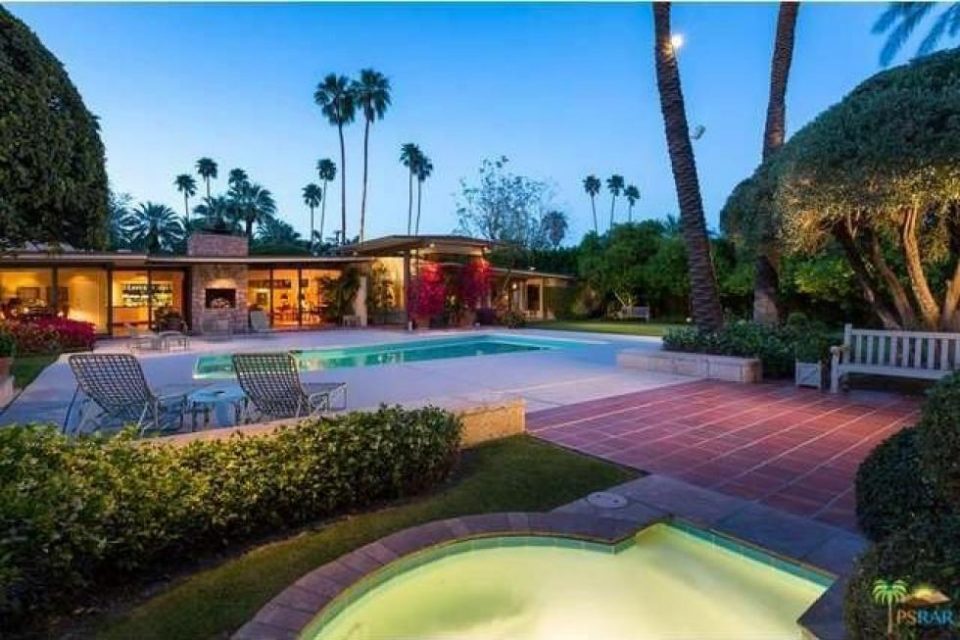 Kirk Douglas Palm Springs Home!