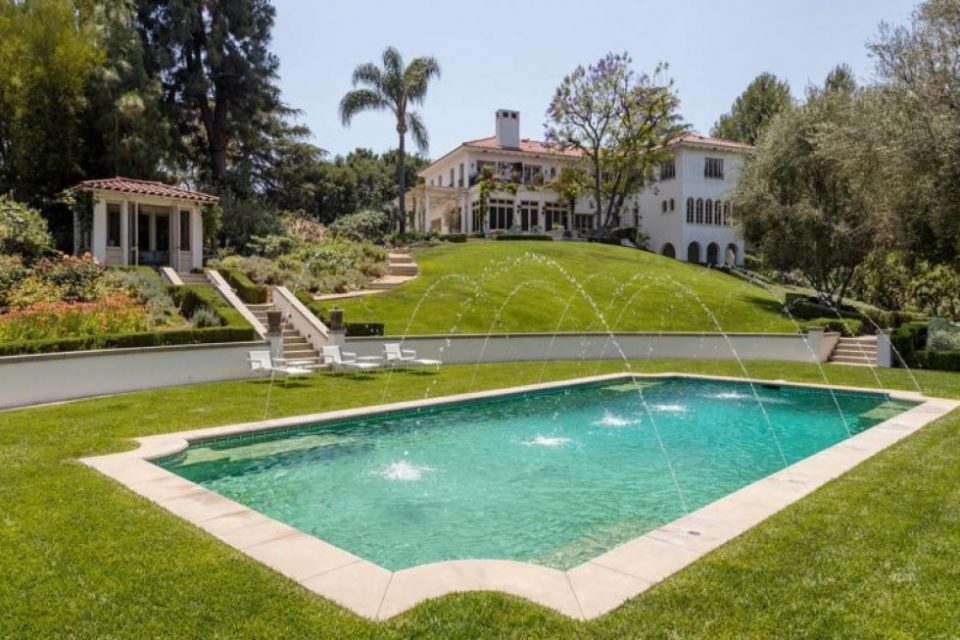 angelina-buys-cecil-b-demille-mansion-top-ten-real-estate-deals