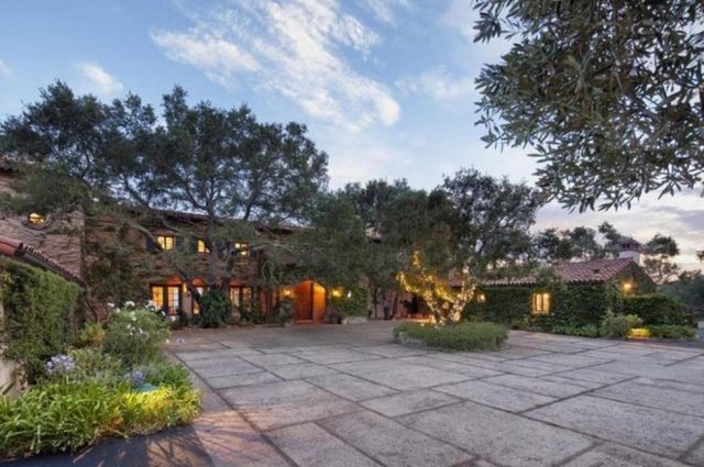 Fashion designer Alexander Julian!