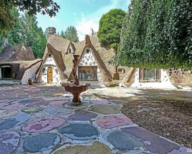 Snow White’s Cottage For Sale!