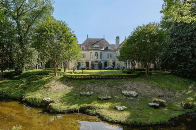 Everything is Bigger in Texas – $100 Million Mansion Auction!