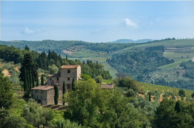 Michelangelo’s Romantic Tuscan Villa!