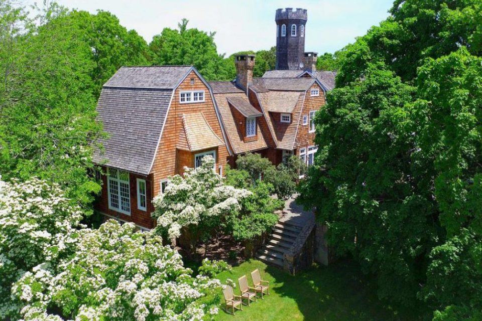 Christie Brinkley’s Hamptons Tower Home!