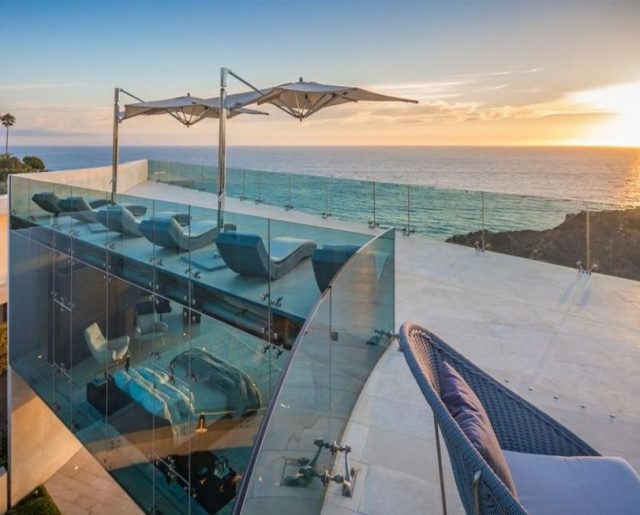 La Jolla’s $30 Million Razor House!