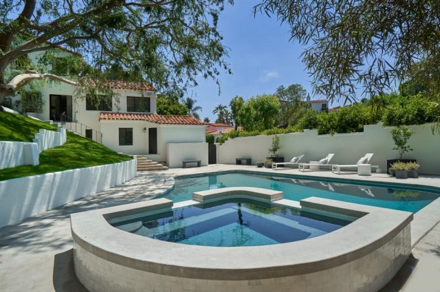 James Dean’s Hollywood Digs!