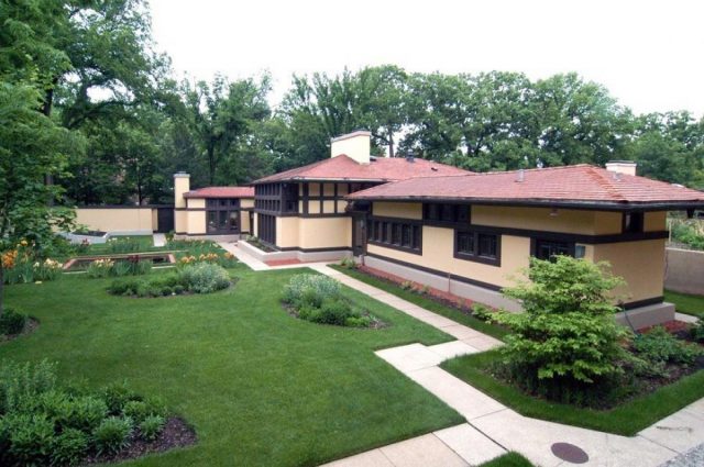 Frank Lloyd Wright – Still America’s Favorite Architect 60 Years After His Death!