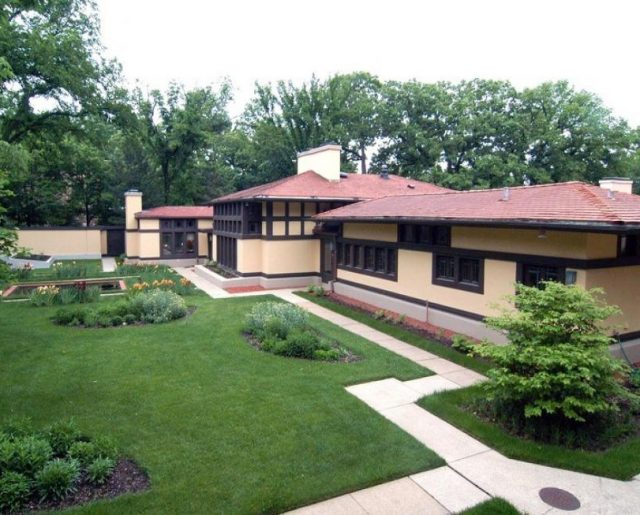 Frank Lloyd Wright – Still America’s Favorite Architect 60 Years After His Death!