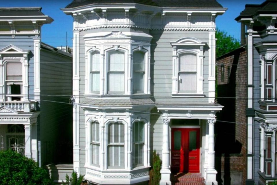 TV Sitcom ‘Full House’ Hits Market!