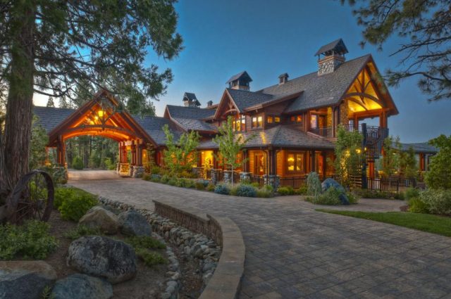 $55 Million Lodge, Bunkhouse & Jet Hanger