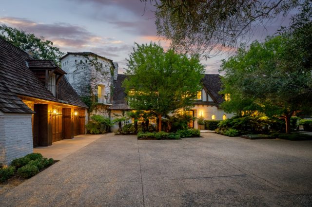 Brad & Jen’s Newlywed Mansion For Sale!