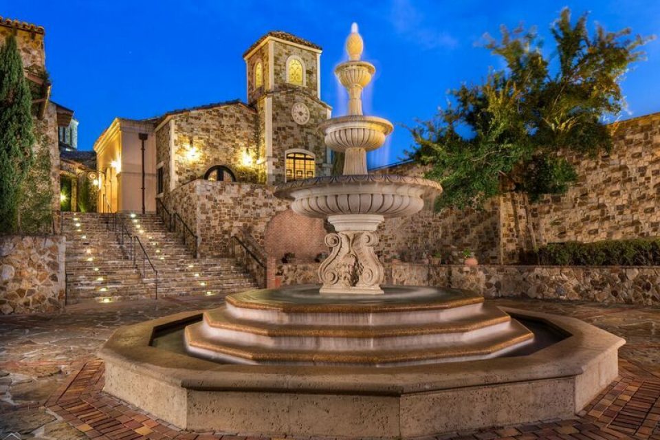 Bella Collina 34