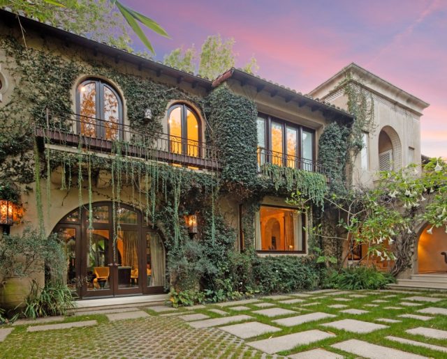 Gorgeous Beverly Hills Mansion Going To Auction!