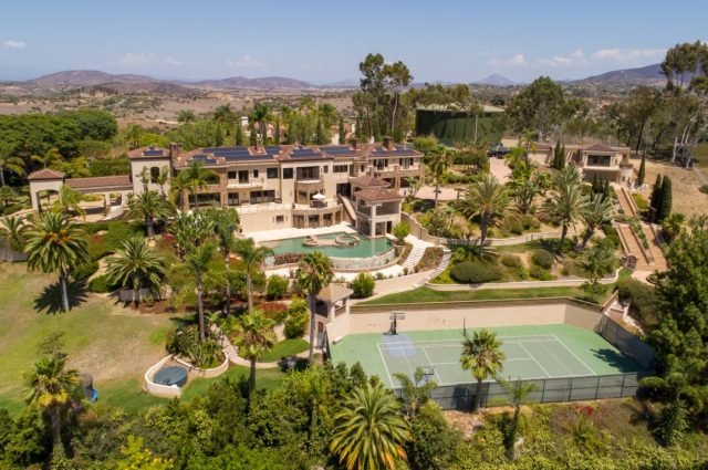 Beach Boy Mike Love’s Mansion Has Everything Except a Beach!