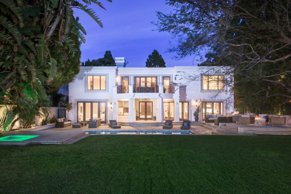 Hereeeees Ed McMahon’s Gorgeous Beverly Hills Home!