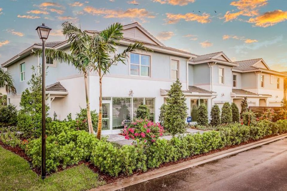 Townhomes Sandpiper 7