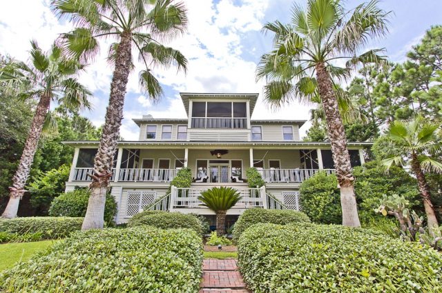 Sandra Bullock’s Sweet Georgia Island Home!