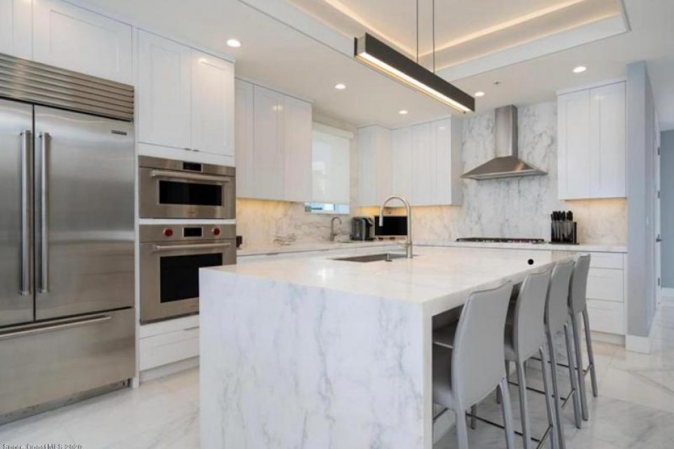 951 Ocean 19