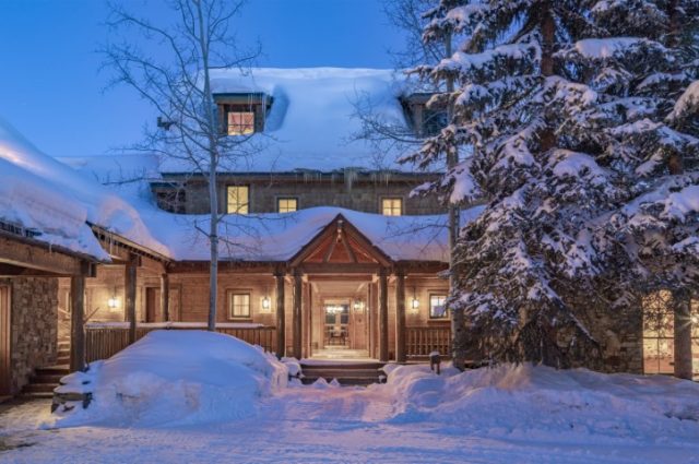 Tom Cruise’s Colorado Mountain Ranch Is For Sale!