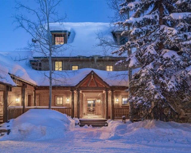 Tom Cruise’s Colorado Mountain Ranch Is For Sale!