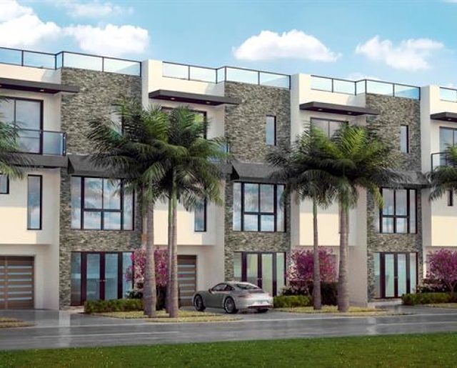 Big Beach-Area Town Homes – Save Thousands!