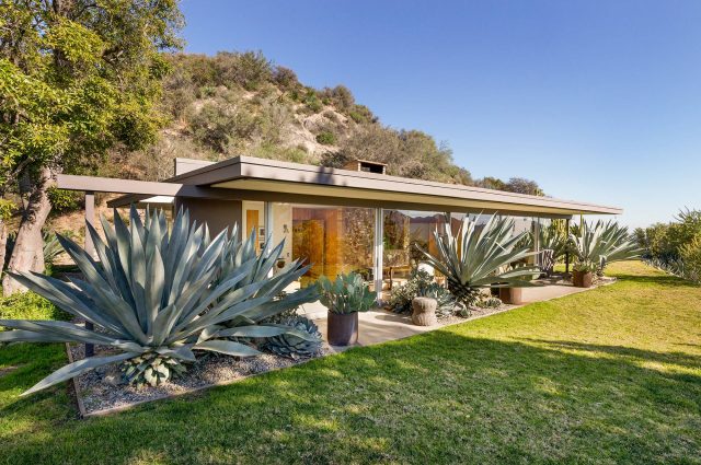 Richard Neutra Designed Iconic Homes, Including One for His Secretary!