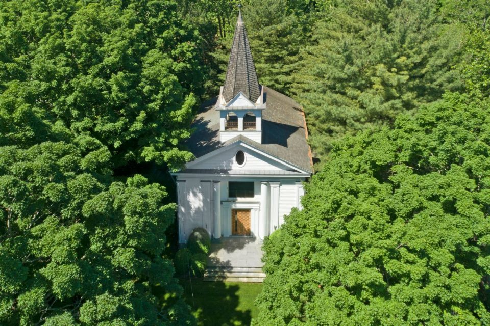 New England Church 16