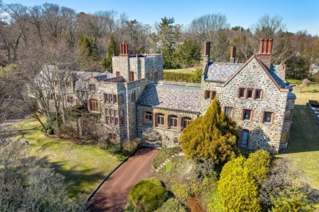 Historic New England Castle Sold – Connected To ‘Curse of the Bambino’