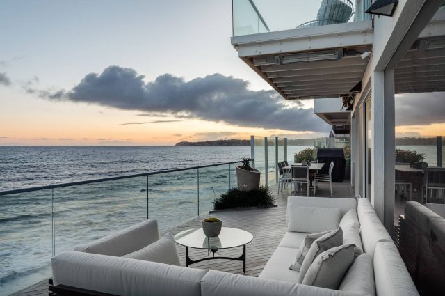 Malibu Oceanfront Home As Seen In ‘Heat’- spectacular home of Robert De Niro character