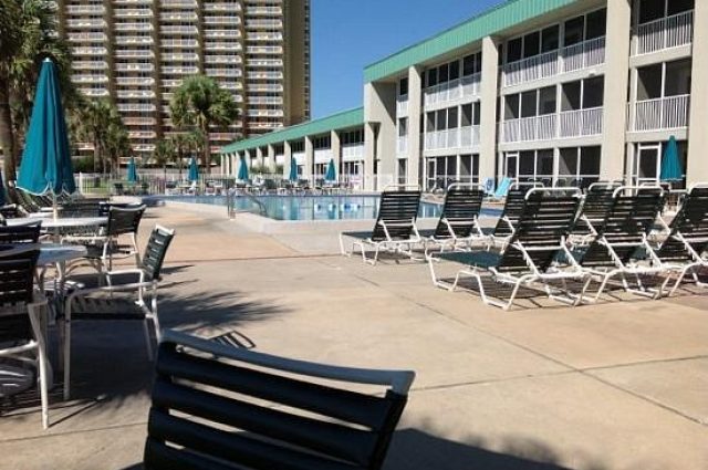 Destin Holiday Beach from $200s