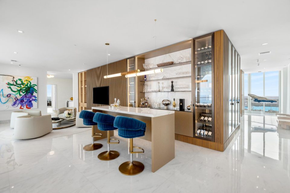 Lounge 4