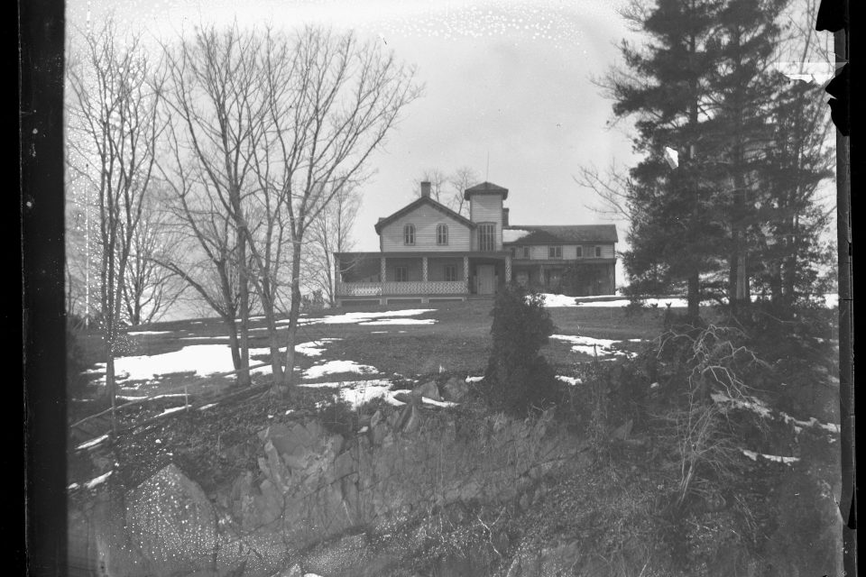 Ulster Landing Press - 91