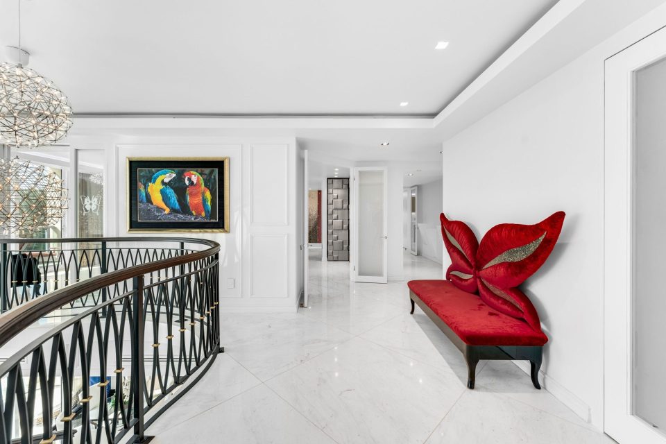 1455 Ocean 1