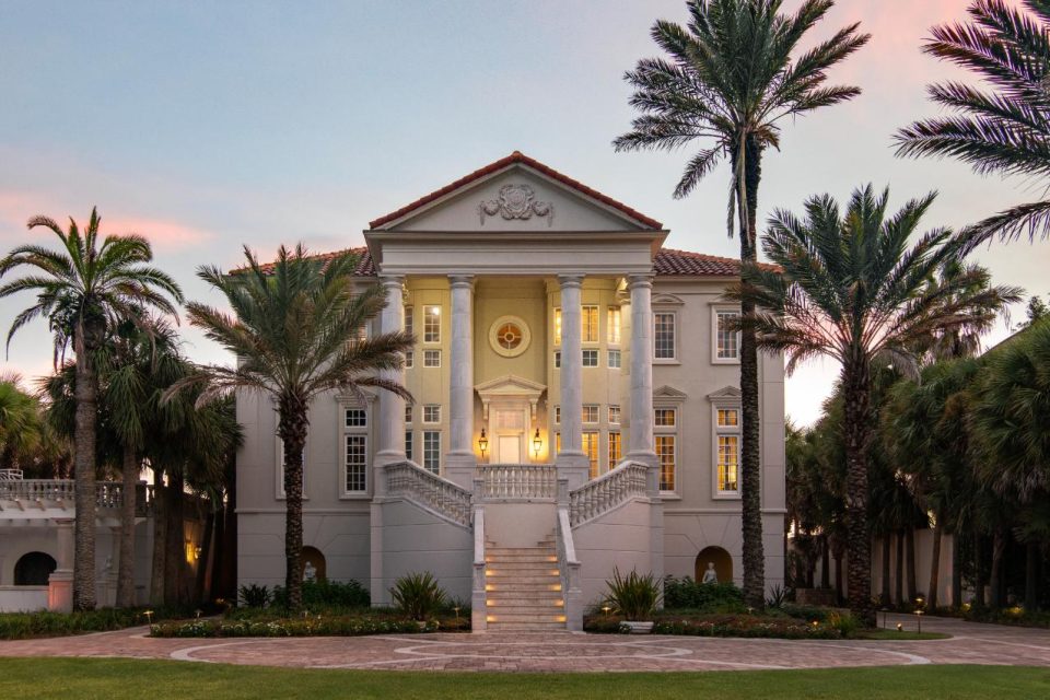 America’s Favorite Roads & Homes – Florida’s Scenic Highway 30A