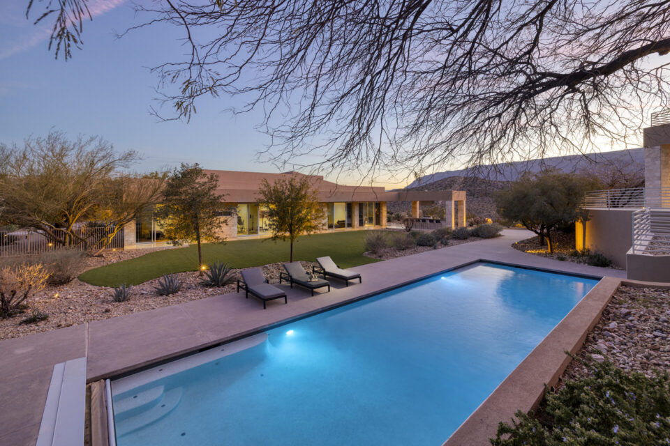 0014 36 Quiet Moon Pool