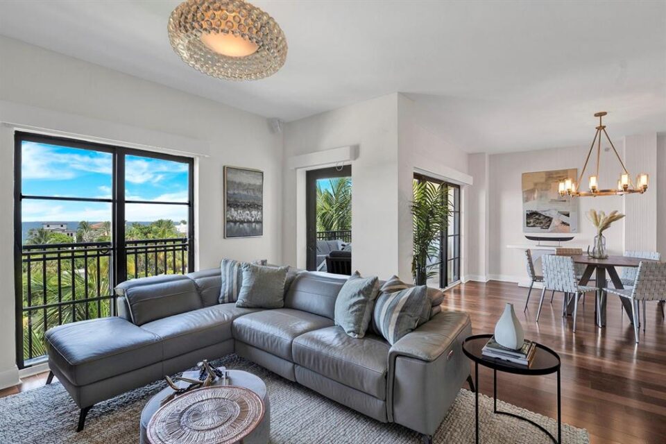 CREATOR: gd-jpeg v1.0 (using IJG JPEG v62), quality = 90