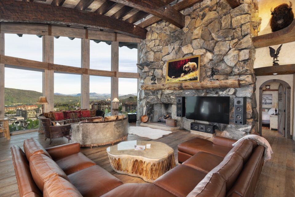 12_Steamboat Cowboy Lodge-Icon Global