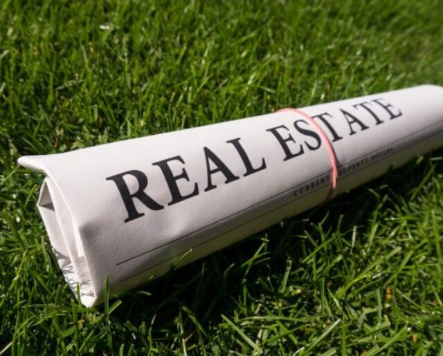 August’s Top 10 Celebrity Real Estate News: Elizabeth Taylor, Max Weinberg & Mark Zuckerberg